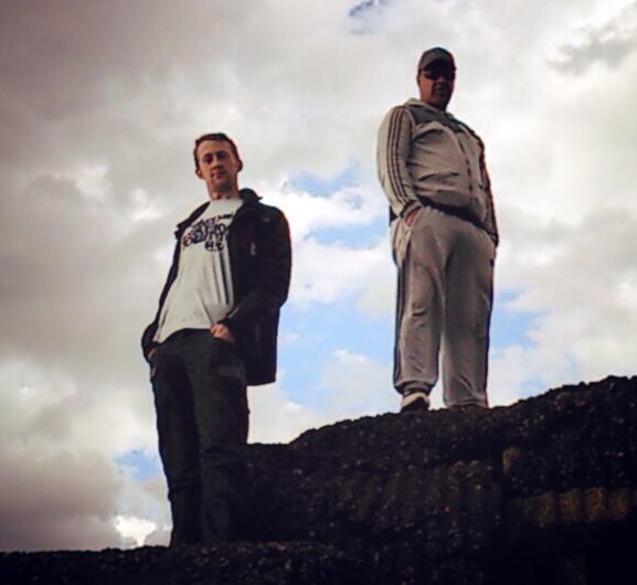 10314504_827393563955019_45295683045891460_n